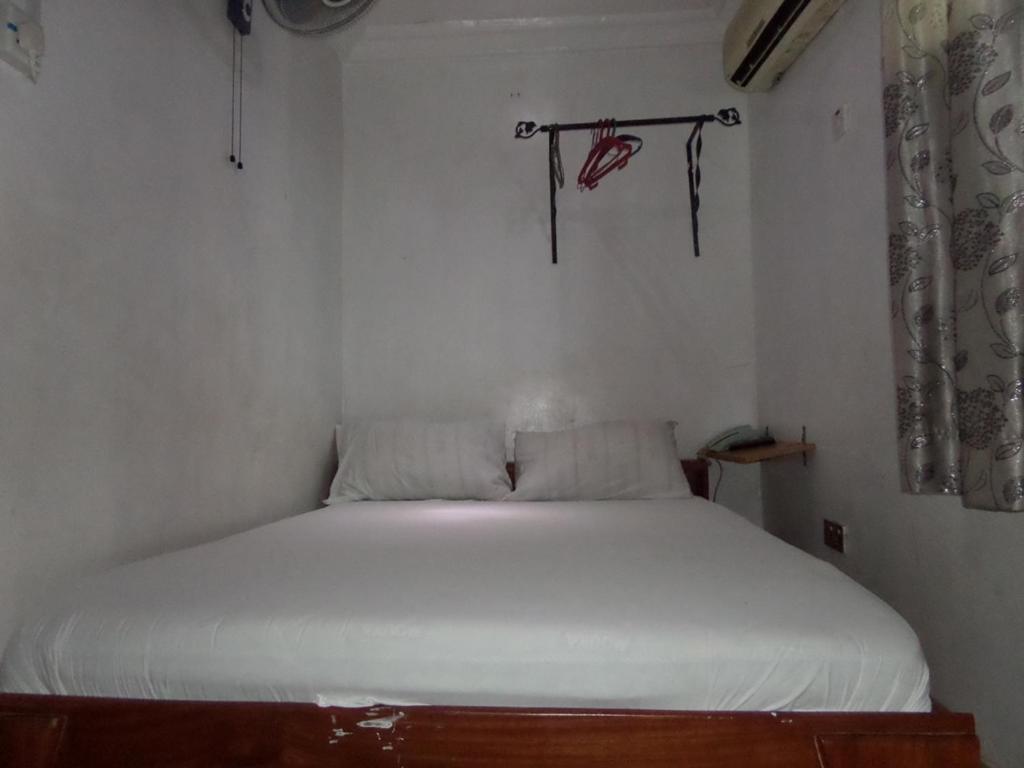 Ben Auto Hotel Lagos Luaran gambar