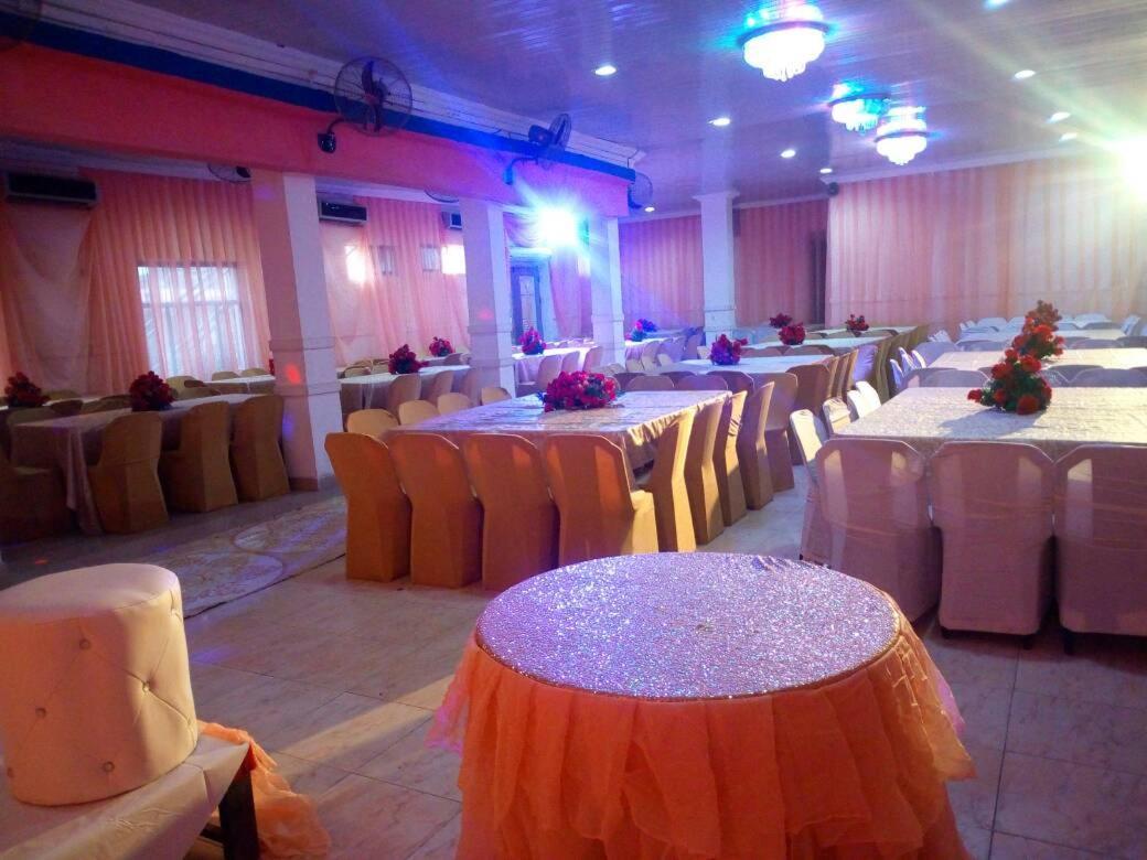 Ben Auto Hotel Lagos Luaran gambar