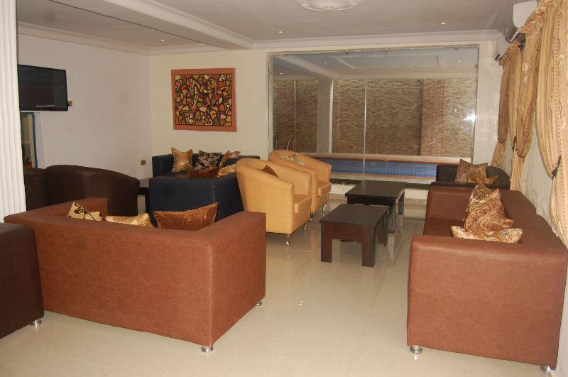 Ben Auto Hotel Lagos Luaran gambar