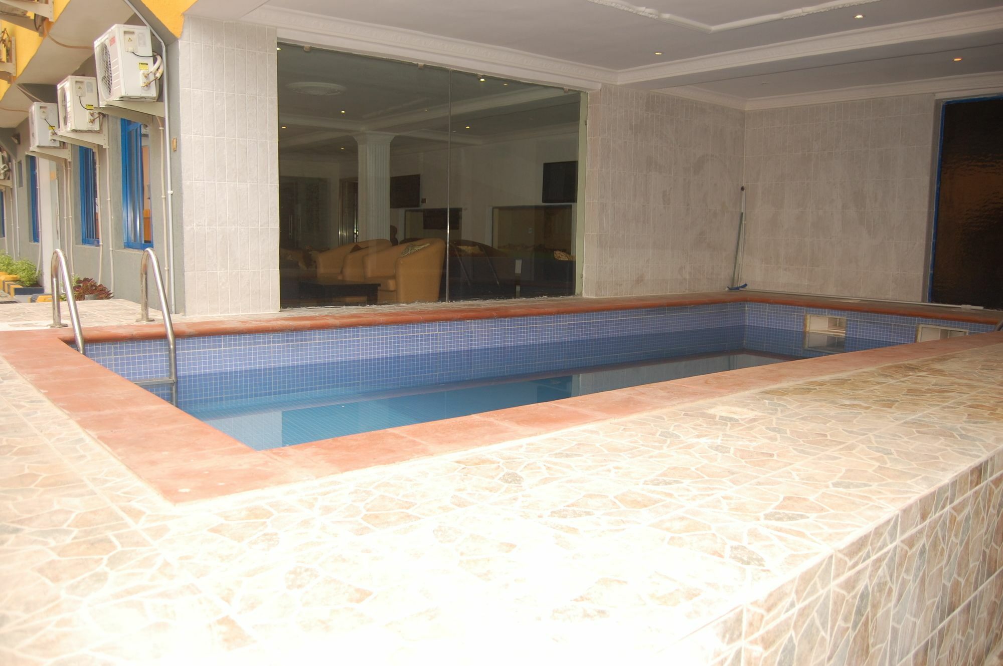 Ben Auto Hotel Lagos Luaran gambar